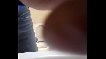 Preview 1 of View Desi Sex - Той обича да госе прави
