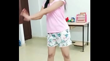 Preview 2 of Nia Insti - My step sister dancing