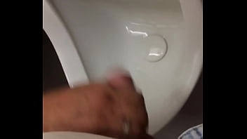 Preview 4 of Xxxsuhagratbf - Continua&ccedil_&atilde_o da punheta com gozada r&aacute_pida