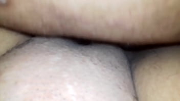 Preview 2 of Holy Helston Ass - gordinho sokndo e gostosa gemendo