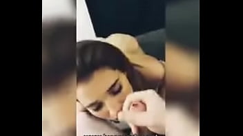 Preview 1 of College Sex In Bus - Karol de monterrey mamando y comiendo lechita