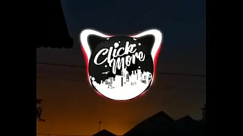 Preview 1 of Fake Agent Pick Up Young Girl - Bolhando a Dalvina do diabo no meio da qui&ccedil_a&ccedil_a depois de coi&ecirc_ uns fumo e comer uma marmita de torresmo com vinagrete