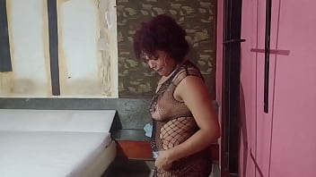 Preview 1 of Big Extrem Dildo - Mulher de corno fudeu com todos na boate liberal mas o tes&atilde_o n&atilde_o acaba e no final ela acabou exibindo para o motorista de aplicativo