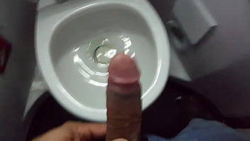Preview 3 of Sissy Oil - Jalando polla