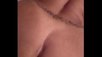 Preview 4 of Mum Catches Son Jerkking - Coroa d.