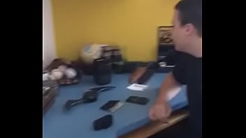 Preview 2 of Spy Tug Com - PANDAO MANDANDO COMANDO DE VOZ CHUPA A BUCETA