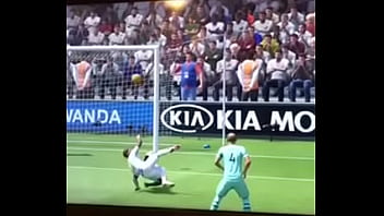 Preview 3 of Public Trukc - FABINHO PSG NO FIFA