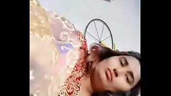 Preview 2 of Bangladeshi Xxbd Com - Swathi naidu sitting in saree