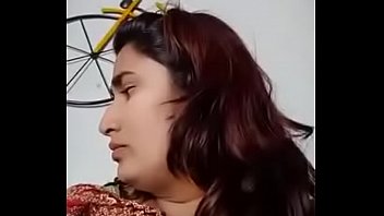 Preview 4 of Bangladeshi Xxbd Com - Swathi naidu sitting in saree