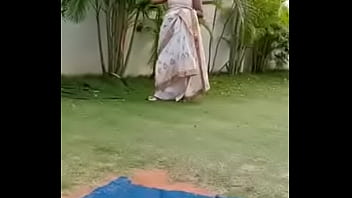 Preview 3 of My Gf Hot Moms - Swathi naidu saree dropping part-4 short film shooting