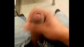 Preview 4 of Gag Teen9 - otro en el metro