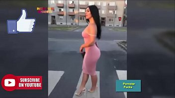 Preview 4 of Chaines Videos - LOUISE ELLA Show Her Huge Tite Ass With Her Mighty Tits
