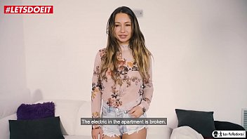 Preview 2 of Wwwsexmo Ie - LETSDOEIT - Amateur Guy Fucks Hard a Dutch Porn Star (Taylor Sands)