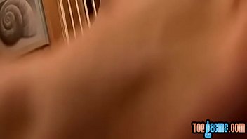 Preview 4 of Svfhd Blogspot - Twink Kyros Christian sucks toes before bareback
