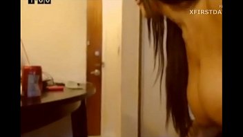 Preview 1 of Bbw Muffinmaid - Camgirl gets Naked in front of delivery guy!