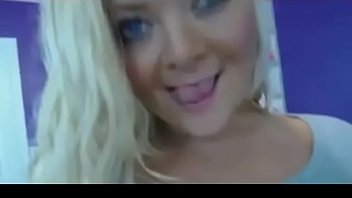 Preview 1 of Serpini Aunty Xxx Vdo Tugs - Chubby blonde with juicy boobs giving a private webcam show