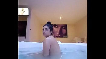 Preview 4 of Young Hurt Fuck - Masturba una ni&ntilde_a