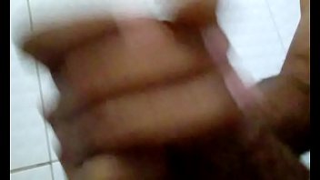 Preview 3 of Moping Sex Home - Ponheta no banheiro