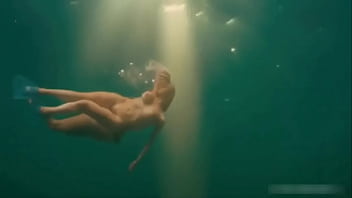 Preview 2 of Bhojpuri Girl And Boy Xxx Video - Nude sea girls.
