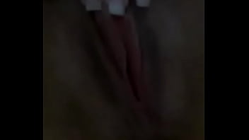 Preview 4 of Dog Sex Missionary Style - Meia irm&atilde_ batendo punheta
