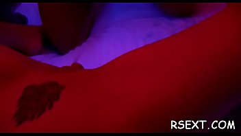 Preview 3 of Ghon Sex - Sexy hooker with a sexy booty rides a hard pole with passion
