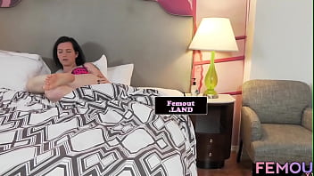 Preview 1 of Indian Fatbhabhi Xvideo - Debutante femboy toys her tight ass