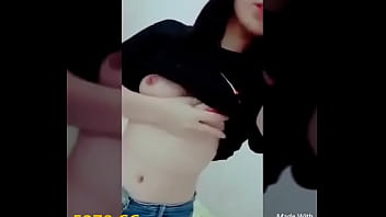 Preview 3 of First Time Kiss Lesbian - 大一的妹妹拍給男朋友看的視頻