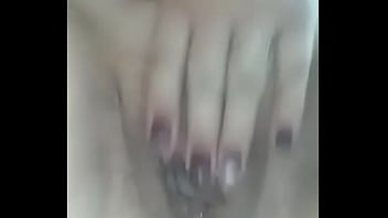 Preview 1 of Brea Knox - Coroa gostosa masturbando