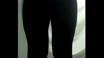 Preview 4 of Jav Tsuna Kimura - Celeste crossdresser big ass in black yoga pants