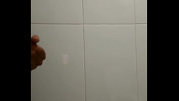 Preview 1 of Yunna Free - Dotado Batendo Punheta