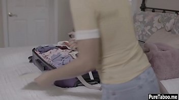 Preview 1 of Male Femal Sex For Bed - Couple got banged in a alien group sex at a spaceship