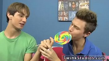 Preview 1 of Mom Bang Teen Brazzers - Xxx teen gay twink boy cook Nathan Stratus ordered a ginormous