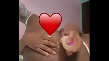Preview 2 of Cute 18 Yea - Amanda Goulart fodendo gostoso com brinquedo