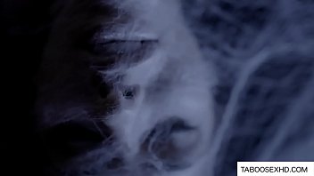 Preview 2 of Phim Set Mong Co - Group sex in the cave with strangers