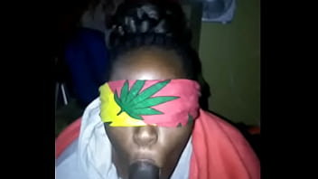 Preview 2 of Mothers Sexy - Bird box blowjob lol CaHeadQueen