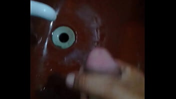 Preview 4 of Xxx I Vidio - Gozando na pia do hotel recepcionista muito gostosa