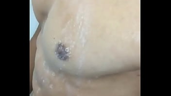 Preview 2 of Jenni Morrisons - Novinho no banho