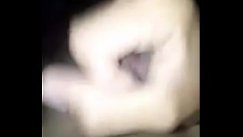 Preview 1 of Fingering O - Novinho safado gozando gostoso
