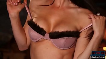 Preview 2 of Yong Girl Sex Viodeo - Gorgeous brunette MILF with a tight ass and big tits