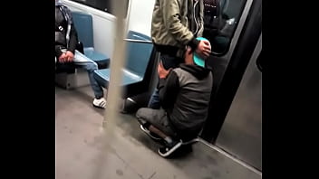 Preview 2 of India Xxhx - Mamada en el metro