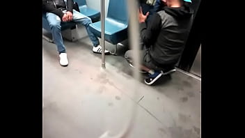 Preview 1 of India Xxhx - Mamada en el metro