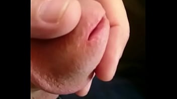 Preview 3 of Secret Nude Porn - Mi polla limpita y afeitada esperando una mamada