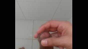 Preview 1 of Saggy Massive Tits - Punhetando at&eacute_ gozar.