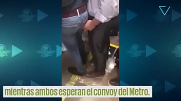 Preview 2 of India Saxy Full Movie Saxy - Acoso sexual en Metro no para_ hombre toca a otro