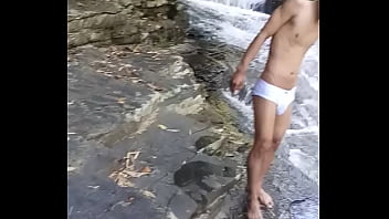 Preview 4 of Squirt V - Đụ b&ecirc_n d&ograve_ng th&aacute_c