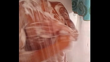 Preview 2 of Sanni Leon Xxsxx - Shower power
