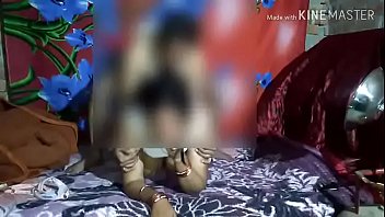 Preview 3 of Beg Boobs Mom - अमेरिका से आयी मोटी गांड़ वाली भाभी की चूत्त मारी और लंड को मुंह में झाडा