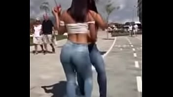 Preview 2 of Xxxmd Ssdownload - hermosas chicas caminando