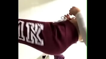 Preview 2 of Massage Porb - TEEN HOT DANCING IN SWEATPANTS BUZO CHANDAL