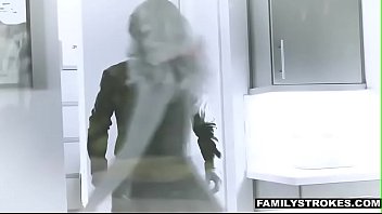 Preview 1 of Indian Sexvideioes - Next to my wife